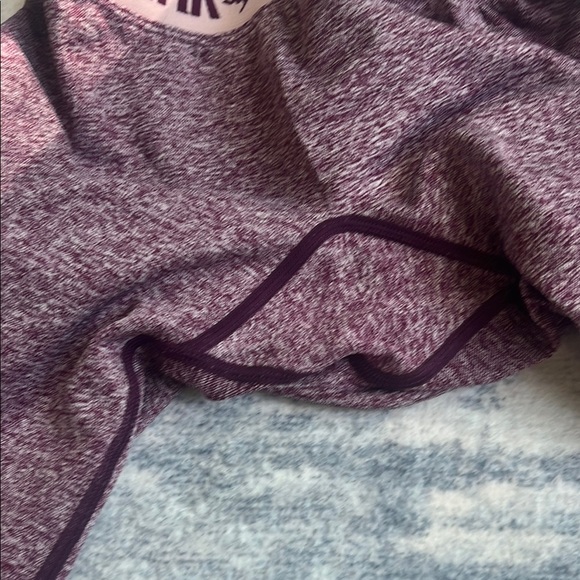 Gymshark Purple Leggings for Active Comfort - Picture 6 of 8